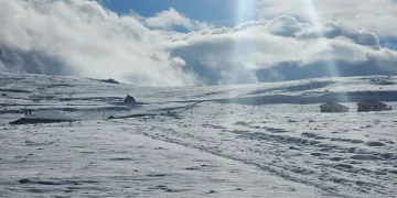 Bayburt’un yüksek kesimlerinde kar erimesine bağlı çığ riski devam ediyor