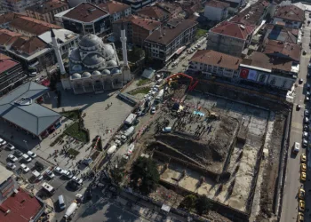 Düzce’de kent meydanının temeli atıldı