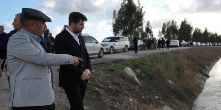 Tarsus Belediyesi sel ve fırtına sonrası zarar tespiti için sahada