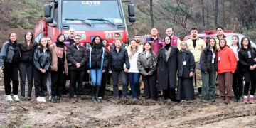 SUBÜ öğrencileri fidanları toprakla buluşturdu