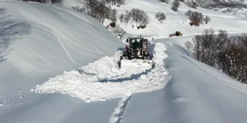 Tunceli’de 143 köy yolu ulaşıma kapandı
