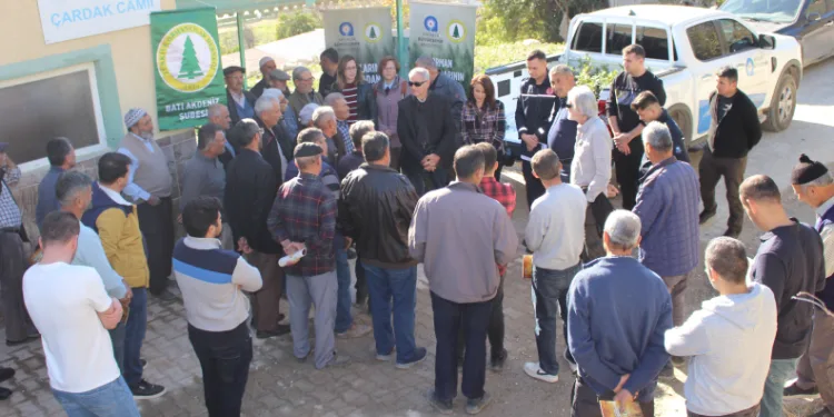 Antalya Büyükşehir Belediyesi orman yangınlarıyla mücadelesini sürdürüyor
