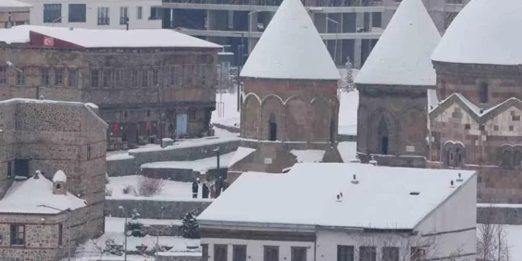 Erzurum’da çığ, buzlanma ve don uyarısı