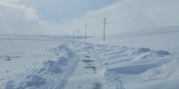 Ardahan’da kar nedeniyle 19 köy yolu ulaşıma kapandı