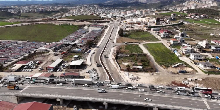 Hatay’da 3. çevre yolu projesi hayata geçiriliyor