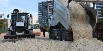 Doğukent’e 17 metrelik yol yatırımı