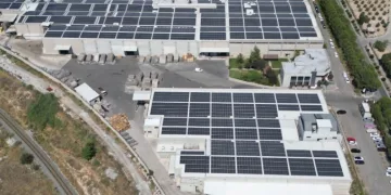 Denizli’deki bir firmaya kurulan GES ile 2 milyon 546 bin 877 kg karbondioksit salınımını önlenecek