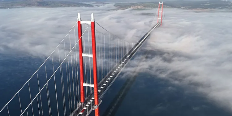 Çanakkale Boğazı gemi geçişlerine kapatıldı