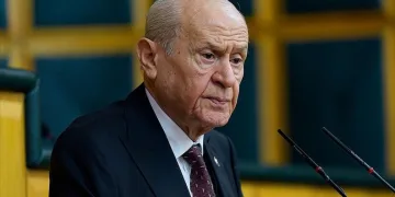 Bahçeli’den İran’a füze tepkisi