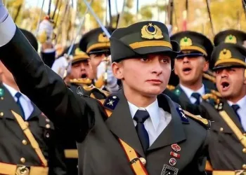 Teğmen Ebru Eroğlu’nun İhraç Davasında Karar Çıktı: Mahkeme Reddetme Gerekçesini Açıkladı