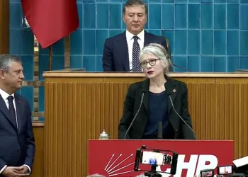 Emine Ülker Tarhan 12 Yıl Sonra CHP’ye Döndü!