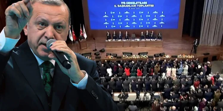 Erdoğan’dan Salonu Ayağa Kaldıran İran Çıkışı: “Bombalanan Şehirler Bizim Şehirlerimizdir”