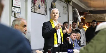 Bozbey’den İnegöl’e futbol sahası müjdesi