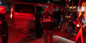 Malatya’da husumetlilerin bıçaklı kavgası: 5 yaralı, 4 gözaltı