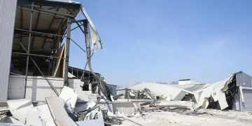 Nilüfer’de 4 kaçak bina yıkıldı