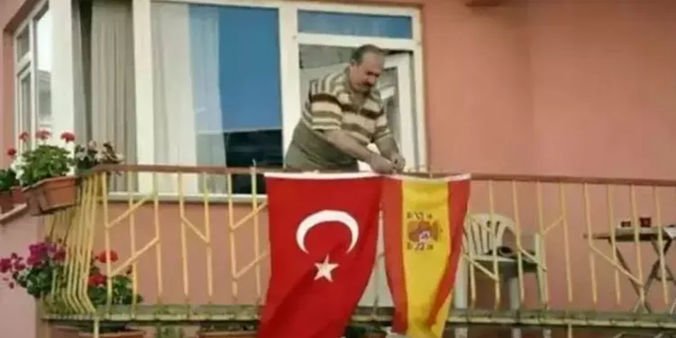 MSB’den anlamlı paylaşım: Türkiye-İspanya kalplerimiz yan yana!
