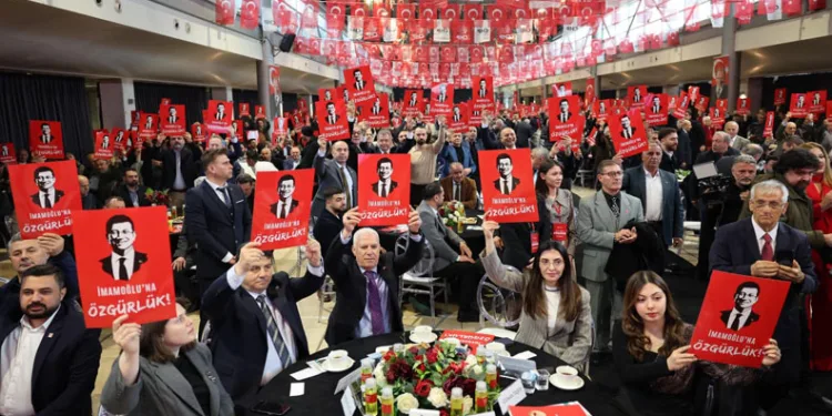 CHP Bursa’da coşkulu bayramlaşma