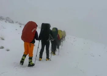 Ağrı Dağı’nda zirve tırmanışı yarıda kaldı