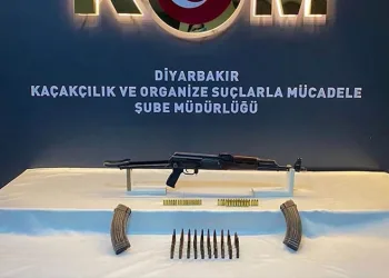 Niğde’de otomobil şarampole yuvarlandı: 2 ölü, 2 yaralı