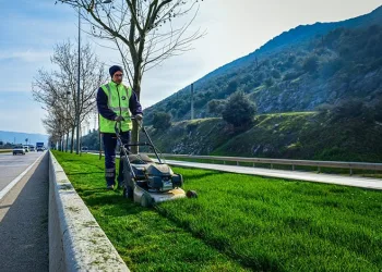 Bursa’da cadde ve bulvarlara estetik dokunuş