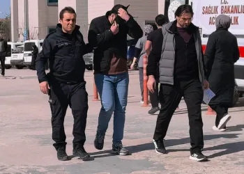 Ödüllü ‘Yan Rol’ Bursa’da ayakta alkışlandı