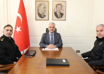 Niğde’de otomobil şarampole yuvarlandı: 2 ölü, 2 yaralı