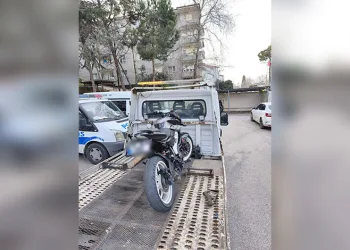Bursa’da ‘Dur’ ihtarına uymayan motosikletliye 245 bin TL ceza