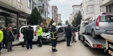 Balkondaki kombiden çıkan yangın mahalle sakinlerini korkuttu