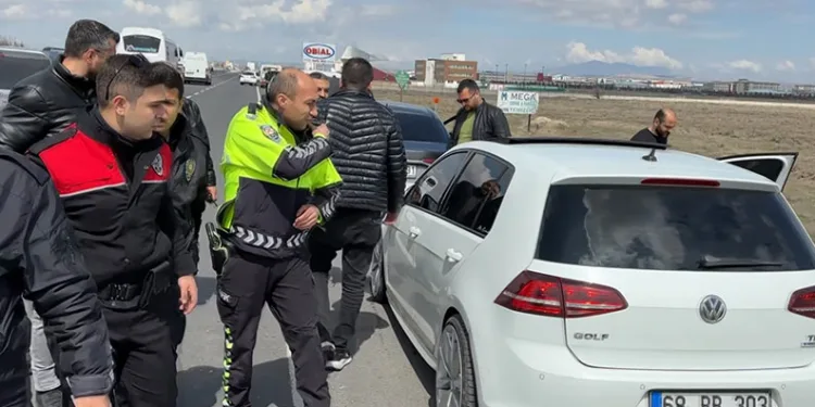 Devrek’te garaja park edilen elektrikli bisiklet yandı