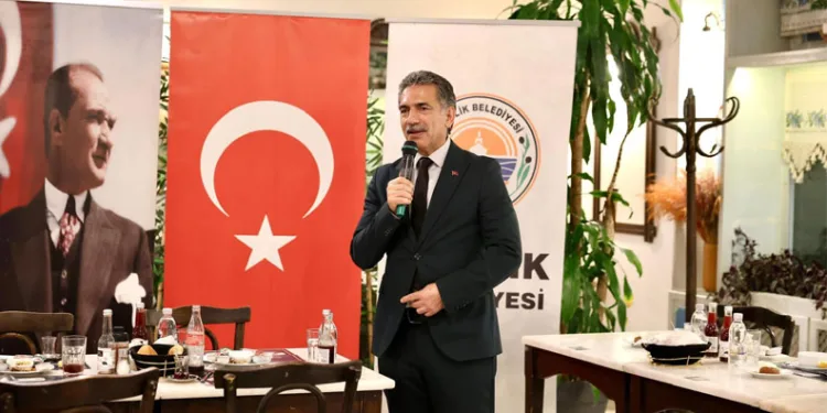 Gemlik Belediyesi’nde iftar buluşması