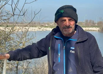 Süt inekçiliğinden dört çocuğunu büyüterek üniversitede okuttu