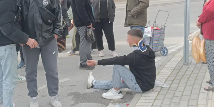 Balkondaki kombiden çıkan yangın mahalle sakinlerini korkuttu