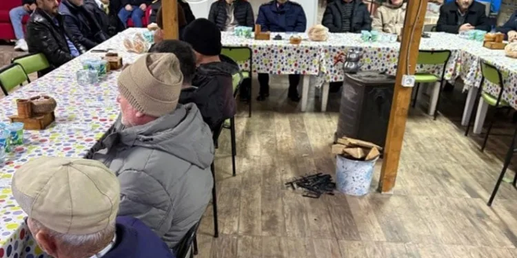 Niğde’de otomobil şarampole yuvarlandı: 2 ölü, 2 yaralı
