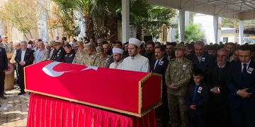 Kahramanmaraş’ta ikamet ve depo yangını