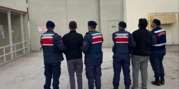 O kaçtı, polis böyle kovaladı: ‘Dur’ ihtarına uymamaktan 200 bin TL ceza