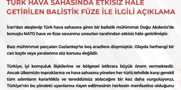 Tırın çarptığı traktör ikiye bölündü, sürücüsü yaralı kurtuldu