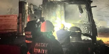 Sincan’da tır kazası: Zir Vadisi yolu trafiğe kapandı