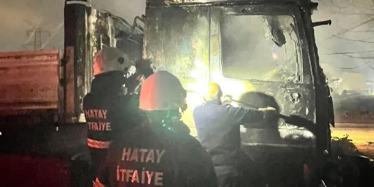 Sincan’da tır kazası: Zir Vadisi yolu trafiğe kapandı