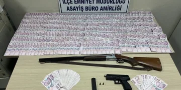 Sincan’da tır kazası: Zir Vadisi yolu trafiğe kapandı