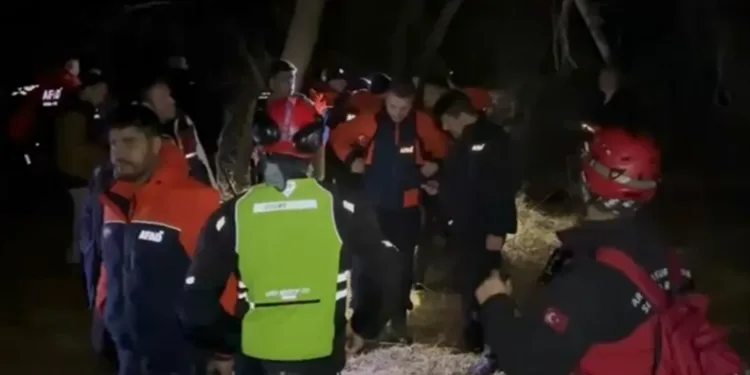 Sincan’da tır kazası: Zir Vadisi yolu trafiğe kapandı