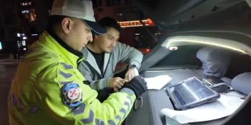 İstanbul’da kaçak içki operasyonu: Baza altından koli koli kaçak içki çıktı