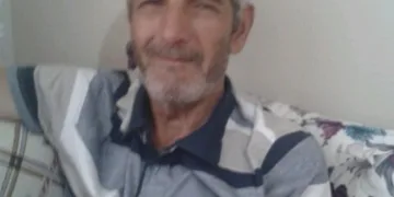 Yaralı sürücü ambulansa binmeyi reddetti, hastaneye taksiyle gitti