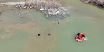 Yaralı sürücü ambulansa binmeyi reddetti, hastaneye taksiyle gitti