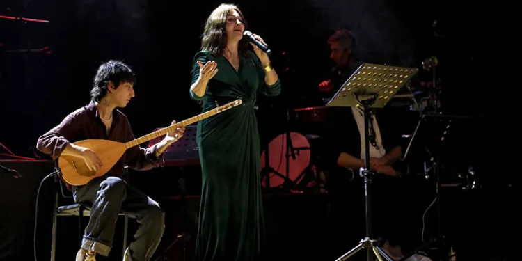Serenad Bağcan ile ‘Caz Pazarı’