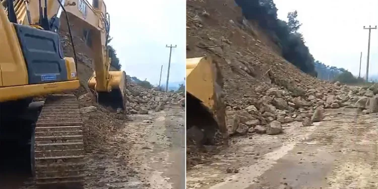 Gemlik-Mudanya yolu heyelan sebebiyle kapandı