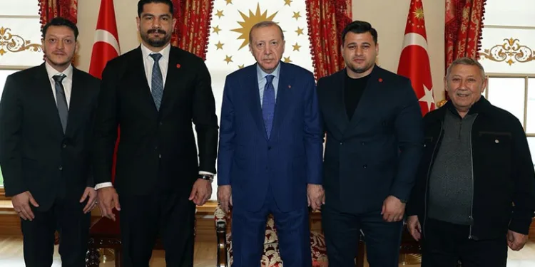 Cumhurbaşkanı Erdoğan, Taha Akgül’ü kabul etti