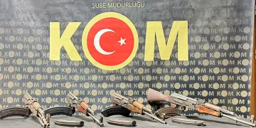 Hatay’da kalaşnikof kaçakçılığında: 4 kişi tutuklandı