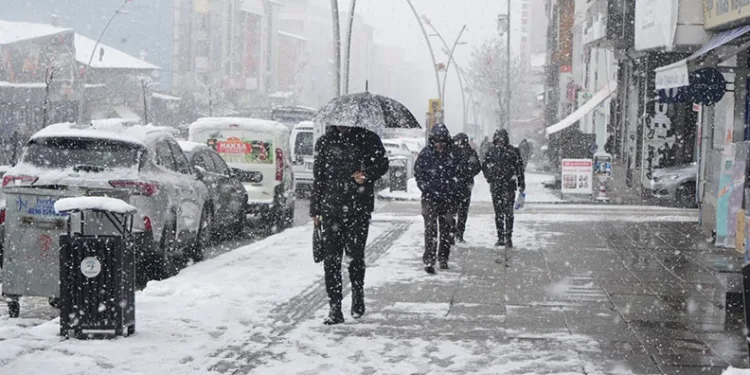 Muş’ta 40 köy yolu kapandı