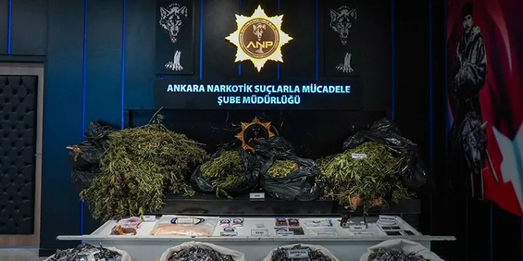 Ankara’da narkotik operasyonu: 105 gözaltı