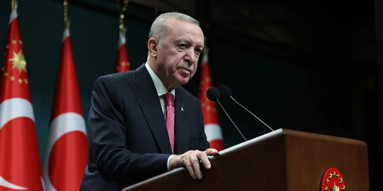 Erdoğan’dan İran’a füze uyarısı: Dostluğu zora sokacak adımlar
